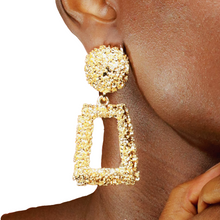 Load image into Gallery viewer, It Girl Earrings

